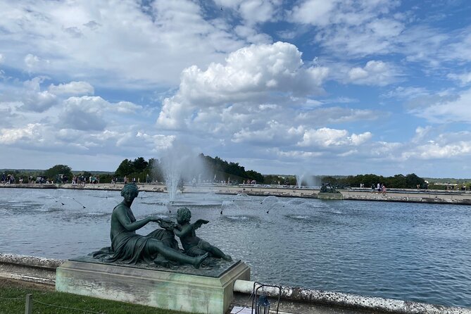 Versailles Guided Tour Small Group 10 to 18 people - Practical Details: Ticket, Guide, and Group Size