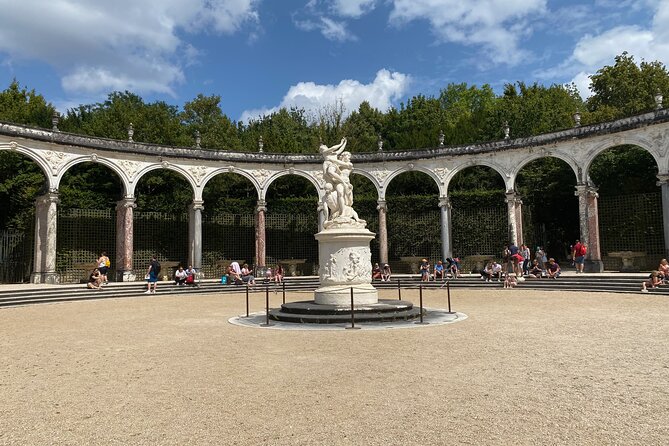 Versailles Guided Tour Small Group 10 to 18 people - Price and Booking Considerations