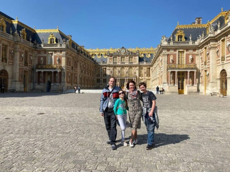 Versailles in Mini groups from Paris with Skip the line - Finishing at the Apollo Fountain and Optional Exploration
