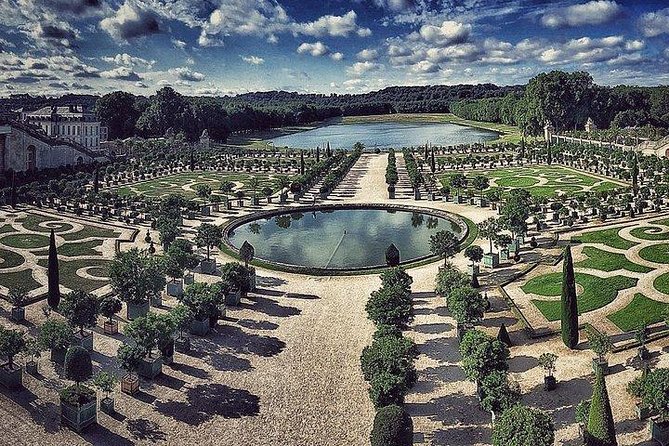 Versailles Palace and Park Private Guided Day Tour from Paris - Comparing This Tour to Other Versailles Options