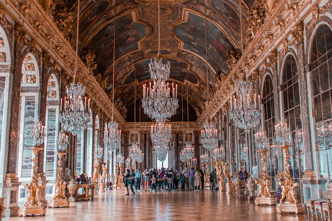 Versailles Palace & Gardens Guided Tour - Key Points