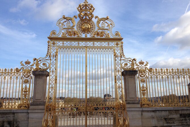 Versailles Palace & Gardens Guided Tour - The Guide’s Role in Enhancing the Experience
