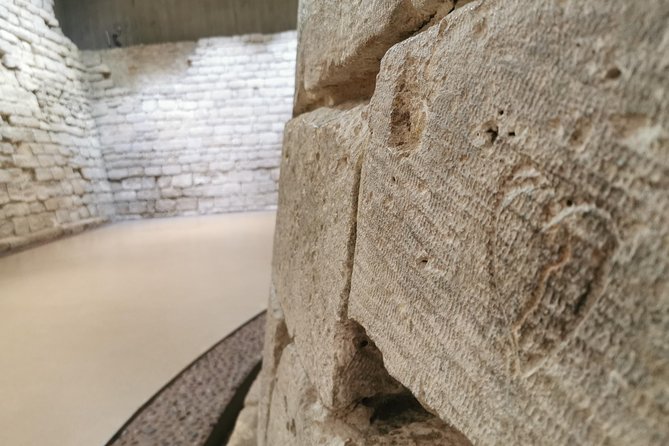 Versailles Palace & Louvre Museum Private Day Tour from Paris - Visiting the Gardens of Versailles