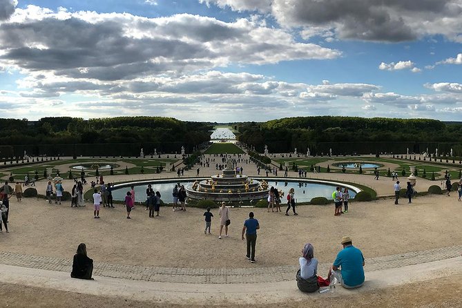Versailles Palace & Marie-Antoinette's Estate Private Guided Tour - Key Points