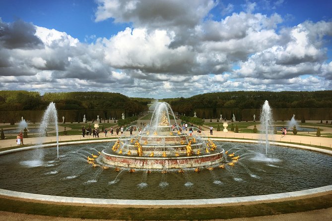 Versailles Palace Private Tailored Guided Tour With Hotel Pickup - Convenience of Hotel Pickup and Private Transportation