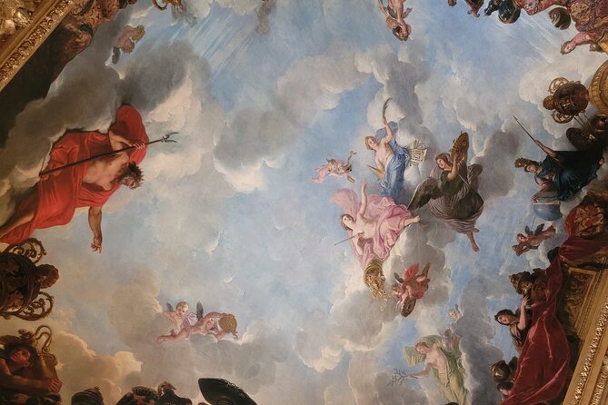 Versailles Palace Skip the Line Guided Tour with Gardens Access - Comparing This Tour to Similar Options