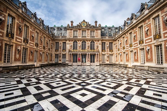 Versailles Private Half-Day Guided Tour from Paris - Exploring the Magnificent Gardens Designed by André Le Notre
