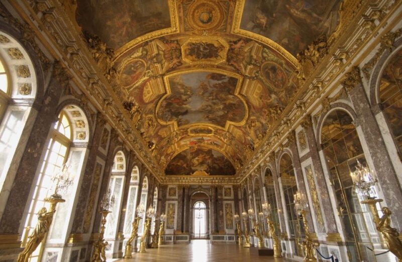 Versailles: Skip-the-Line Day Tour & Transfer from Paris - Behind the Scenes with an Expert Driver Guide