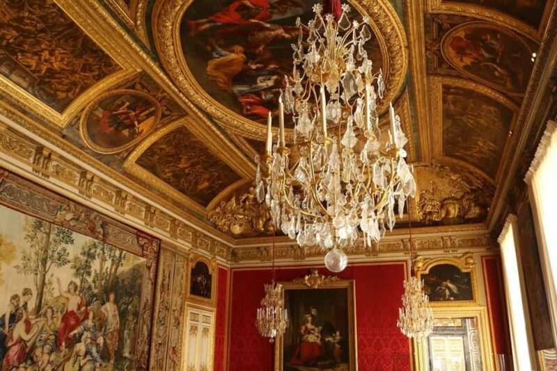 Versailles: Tour of the Palace with Gardens & Trianon Option - Explore Versailles in Style with a Guided Tour and Skip-the-Line Entry