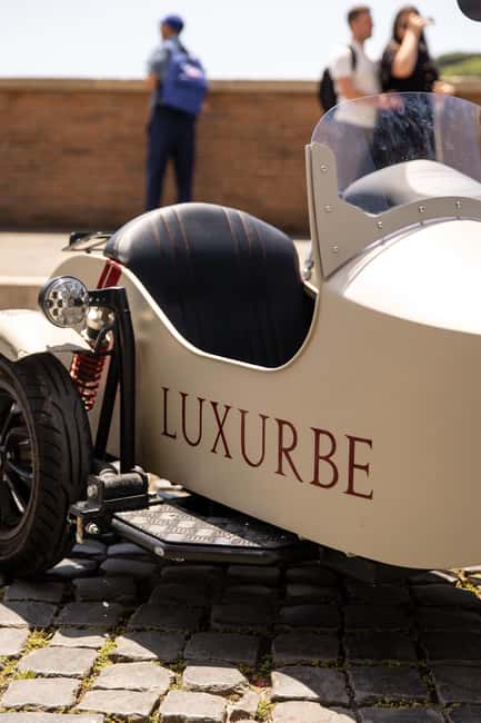 Vespa Sidecar Tour: Highlights of Rome - Exploring Piazza Navona and Bernini’s Fountain