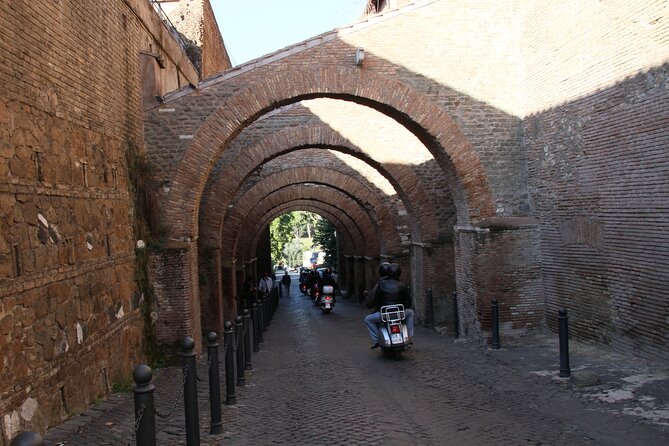 Vespa Tour with driver Rome By Night 3 hours - Iconic Landmarks from a Unique Perspective