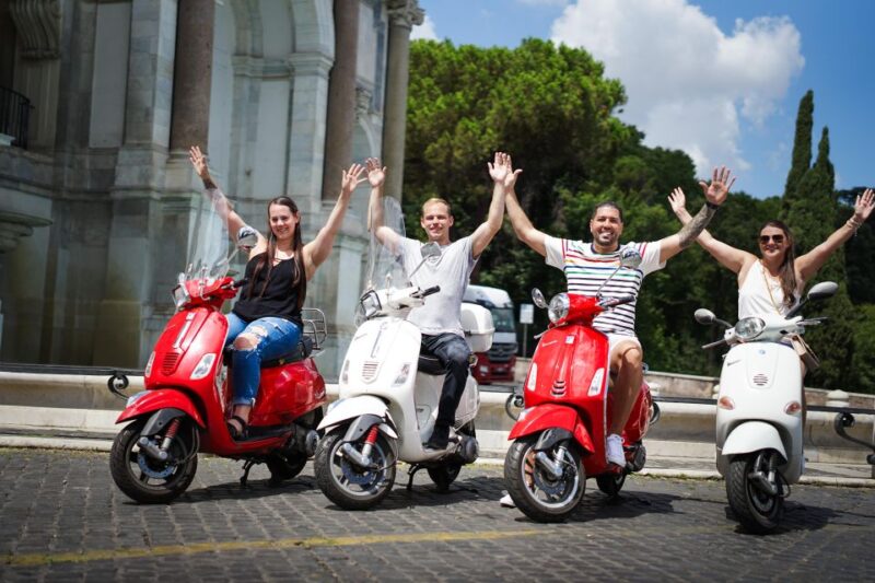 Vespa tour with Professional Photoshoot - Exploring Rome’s Landmarks from the Seat of a Vespa