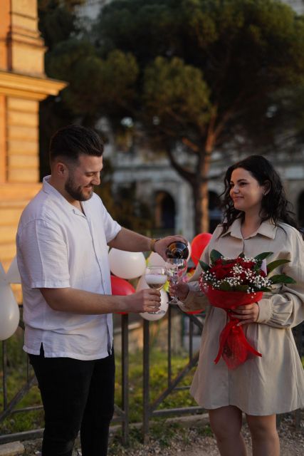 Vespa - Wine and Photography service in Rome - Key Points