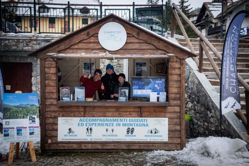 Vialattea: Snowshoeing in the Snowy Forest - The 20-Minute Viewpoint Pause and Scenic Pacing