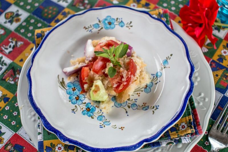 Viareggio: Dining Experience at a Local's Home - Connection with Local Italian Families