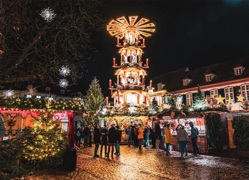 Vibrant Christmas Private Tour Around Mykonos - Starting at Panagia Paraportiani: The Iconic Meeting Point