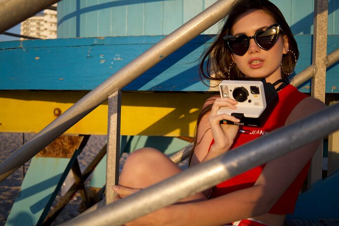 Vibrant Photoshoot with Miami Signature Backdrops - Vibrant Photoshoot with Miami Signature Backdrops: An Exciting Way to Capture Miami Memories