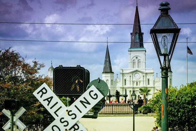 Vibrant Vistas: Upper French Quarter Walking Tour - Jackson Square: The Heart of the French Quarter