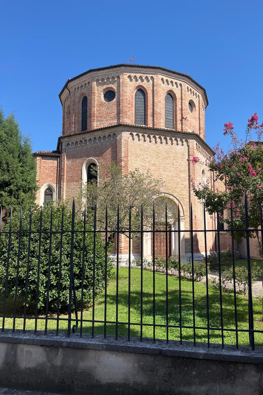 Vicenza: discovering the city of Palladio by e-bike - Flexibility and Booking Options