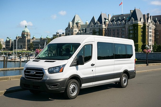 Victoria City and Butchart Gardens Private Tour - Stepping Back in Time at Craigdarroch Castle