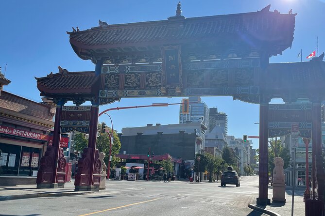 Victoria City and Butchart Gardens Private Tour - Scenic Stroll Along Victoria’s Inner Harbour