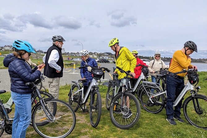 Victoria City Highlights E-Bike Tour - Castle Hoods & Legends - Exploring Fernwood and Craigdarroch Castle