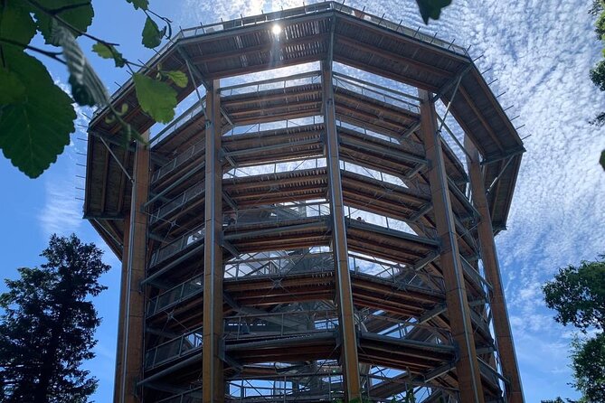 Victoria Day trip with Butchart Garden and Malahat Skywalk - Victoria’s Butchart Gardens: A Floral Wonderland