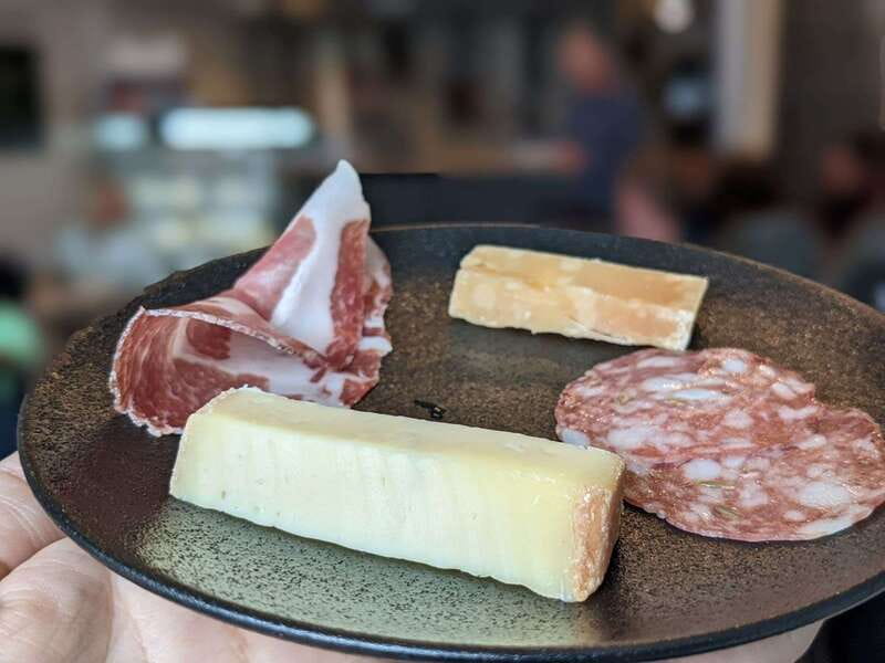 Victoria: Downtown Food and City Tour - Key Points