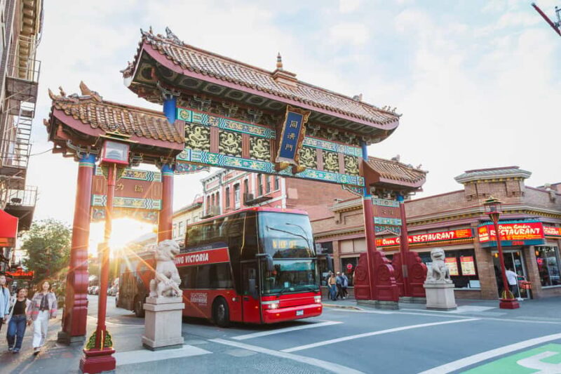 Victoria: Evening Hop-On Hop-Off City Sightseeing Tour - Discover the Iconic Stops of the Tour