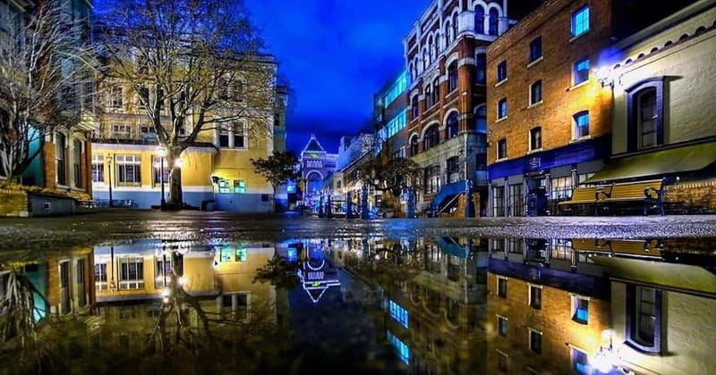 Victoria: Ghost Tour of Old Town and Bastion Square - Key Points