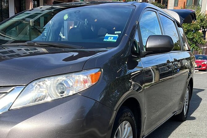 VIDA VIP Airport Transfer in New Jersey and New York - Comfortable, Private Airport Transfers for Up to 7 Passengers in New Jersey and New York