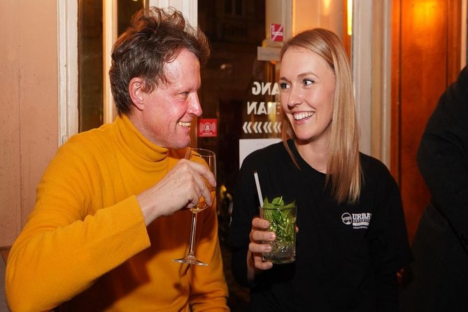 Vienna After Dark: Private Evening Food & Drink Experience - The Role of the Knowledgeable Guide