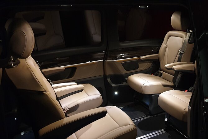 Vienna Airport Private Arrival Transfer - Seamless, Private Arrival Transfer from Vienna Airport to Your Hotel