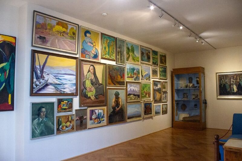 Vienna: 'Armenia In The Heart Of Austria' Tour - The Secret of Mekhitarist Liqueur