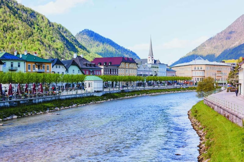 Vienna/Bratislava: Day Trip to Hallstatt & Salzburg - Comparing This Tour to Similar Options