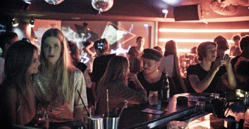 Vienna: City Center Pub Crawl - Key Points