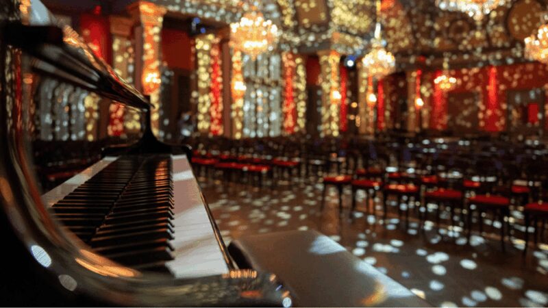 Vienna: Classical Concert in the historic 1837 Strauss-Hall - The Experience of a Live Soprano and Orchestra