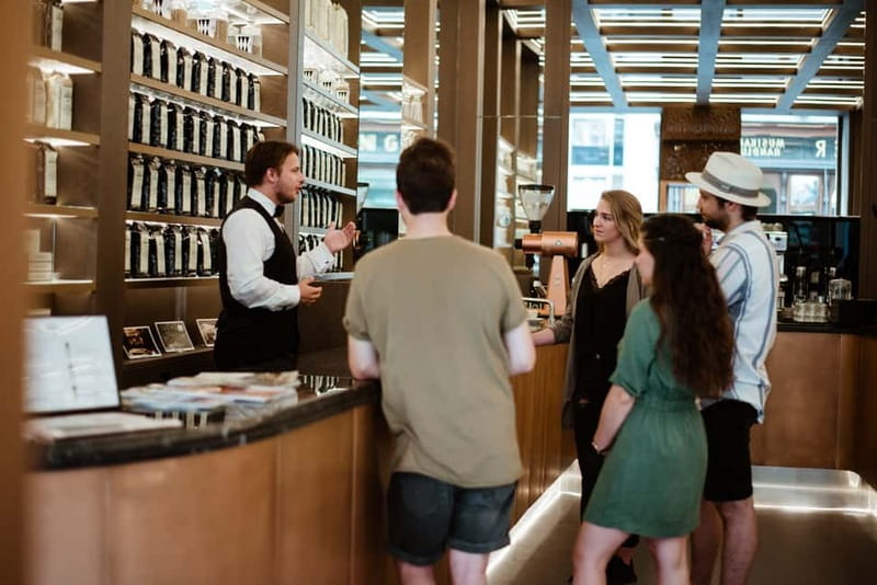 Vienna: Coffee House Culture Tour with Tastings - Visiting Vienna’s Coffee Houses: From Traditional to Modern