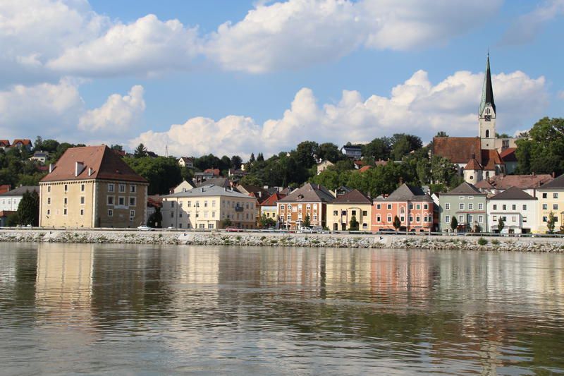 Vienna: Day Trip to Mauthausen Concentration Camp Memorial - Mauthausen: A Thought-Provoking Day for Historians and Reflective Visitors
