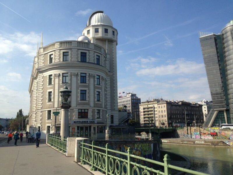 Vienna: Guided E-Bike Tour - Practical Logistics: Meeting Points and Group Details