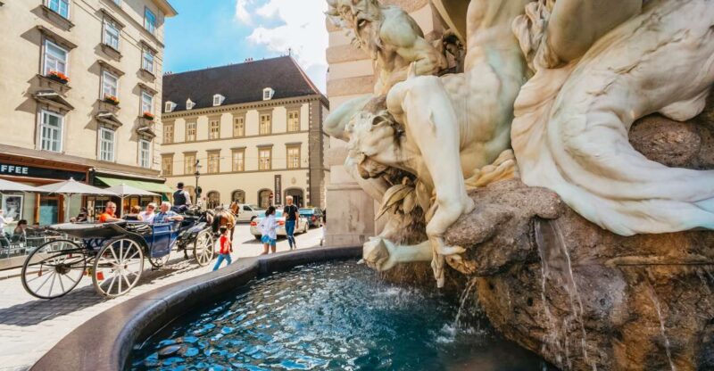 Vienna: Guided Walking Tour of City Center Highlights - Exploring Vienna’s Old Town and Key Buildings