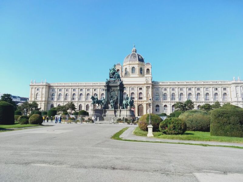 Vienna Historical Highlight City Tour + Wine Tasting - Passing Key Government and Cultural Buildings