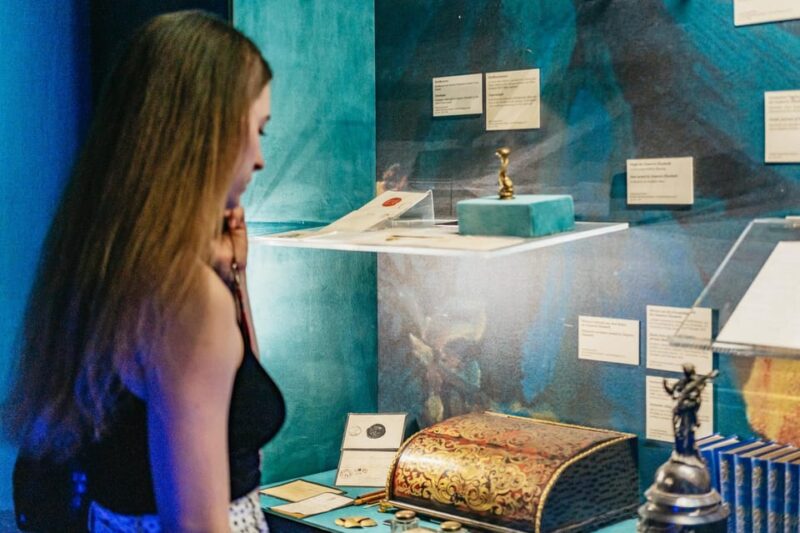 Vienna: Hofburg and Empress Sisi Museum Guided Tour - End at Volksgarten: A Picturesque Finish