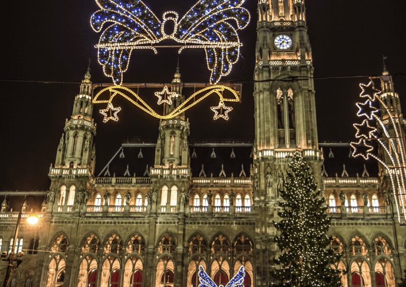 Vienna Holiday Shopping: Exclusive Designer Vintage Tour - Key Points