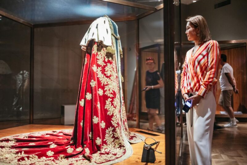 Vienna: Imperial Treasury in the Hofburg Palace - Exploring the Treasure Chamber in the Swiss Wing of Hofburg Palace