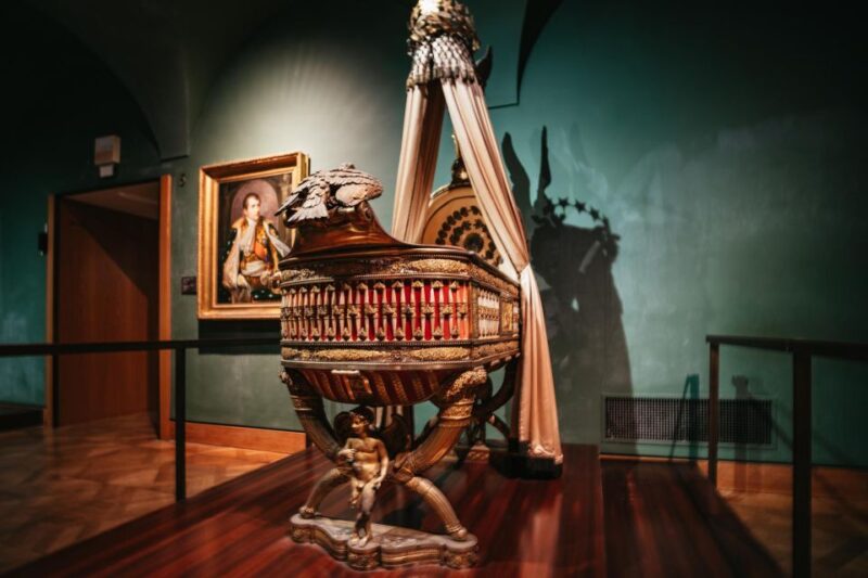 Vienna: Imperial Treasury in the Hofburg Palace - The Collection of the Order of the Golden Fleece and Burgundy Treasures