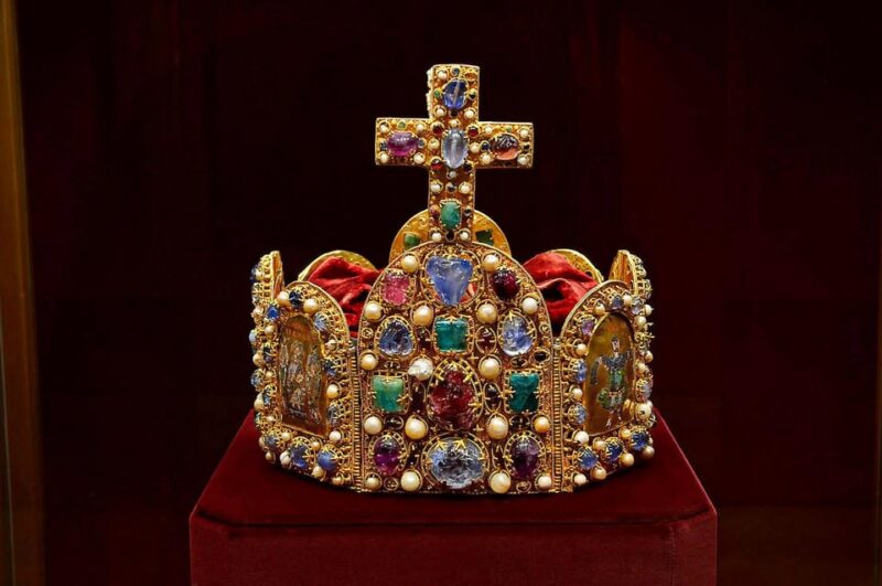 Vienna: Imperial Treasury & New Hofburg Palace Combo Ticket - Exploring the New Hofburg Palace with an Audio Guide