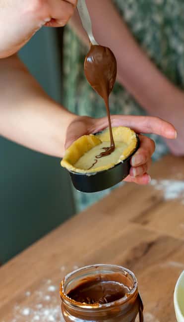 Vienna: Italian-Austrian Pastry Class  Pasticciotto & Drink - Savoring Your Creations on a Rooftop Terrace