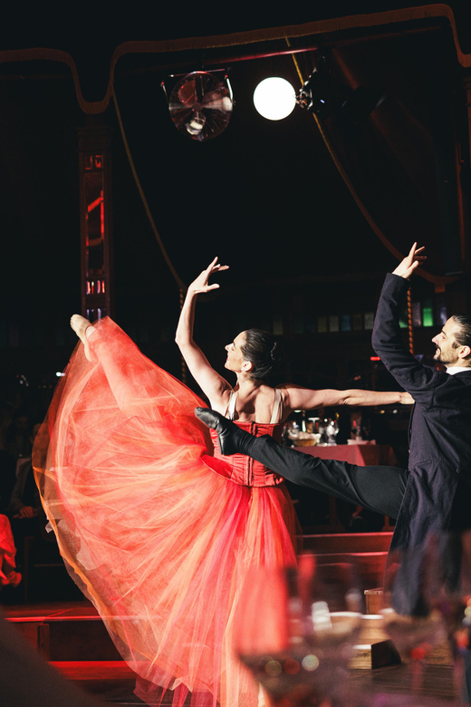 Vienna: Johann Strauss Dinner Show at the Prater - Booking and Practical Details