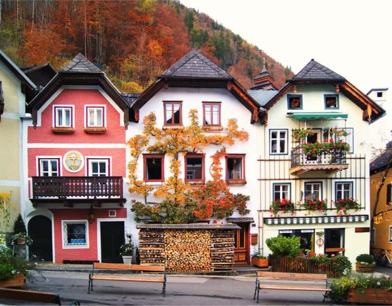 Vienna: Melk, Hallstatt, Salzburg and Mountains Lakes Tour - Discovering the Town of Hallstatt